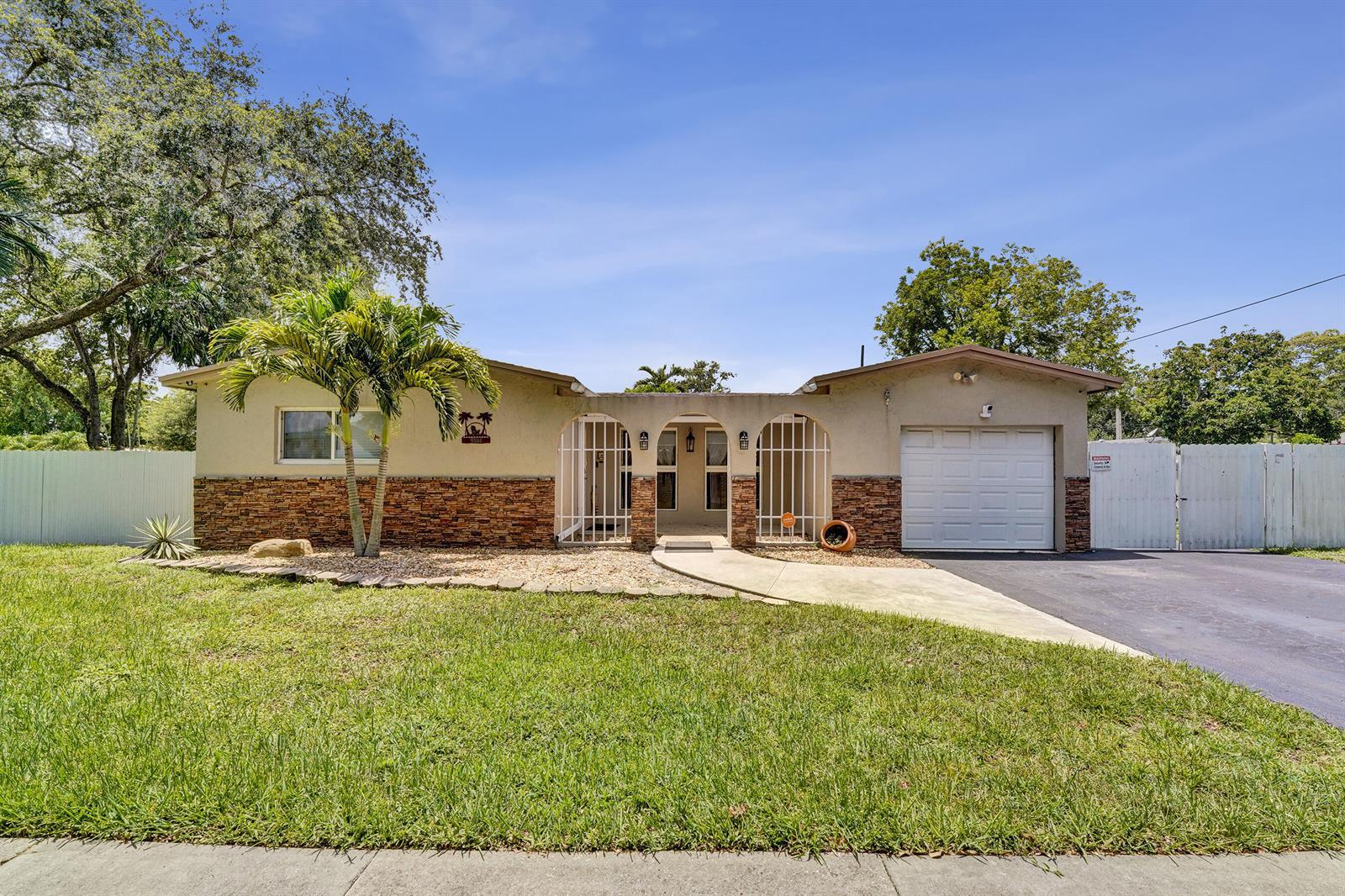 9101 SW 52nd Court, Cooper City FL 33328 photo 5