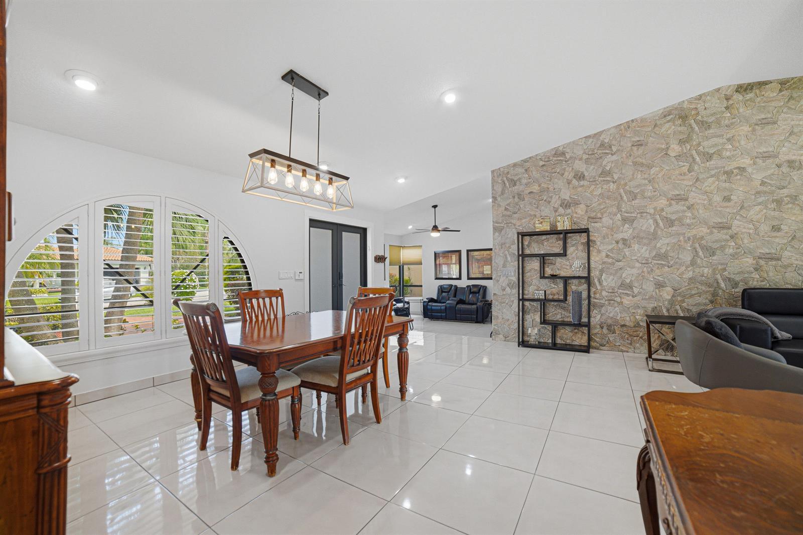 7614 NW 87th Avenue, Tamarac FL 33321 photo 3