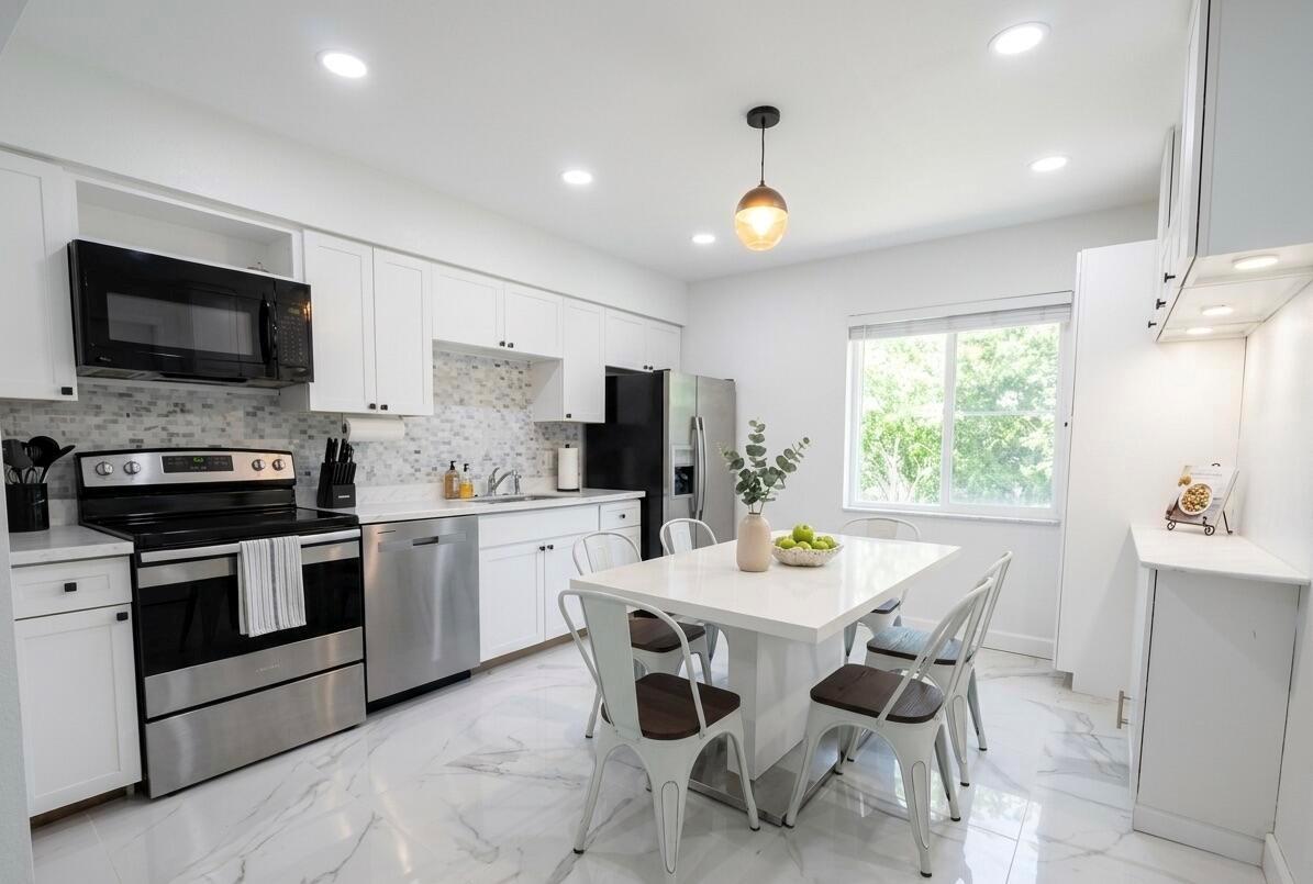 1524 N Victoria Park Road, Fort Lauderdale FL 33304 photo 4