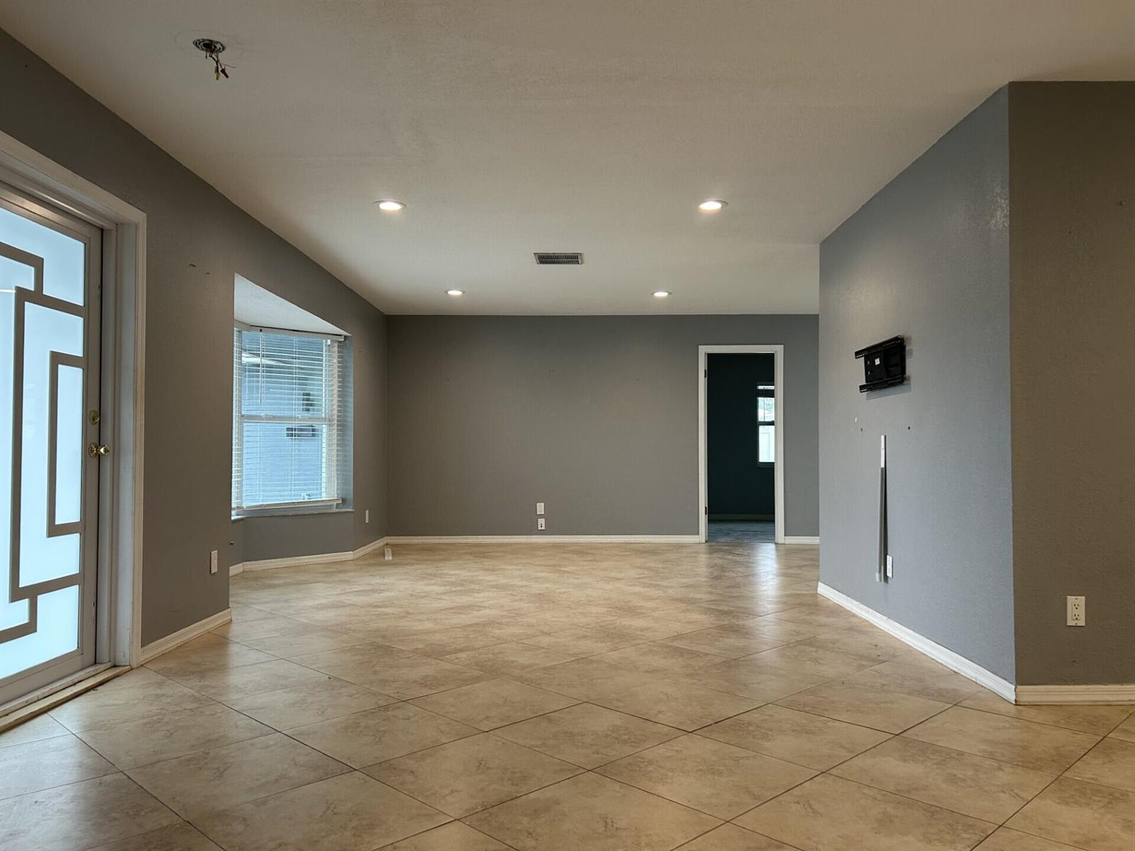 2080 SE Elmhurst Road, Port St. Lucie FL 34952 photo 3