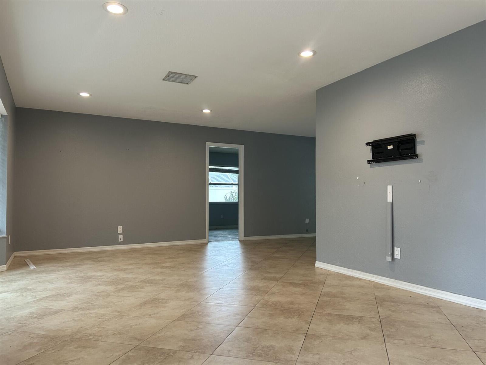 2080 SE Elmhurst Road, Port St. Lucie FL 34952 photo 5