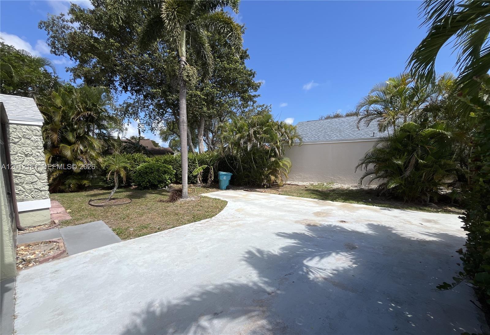 9 Beckley Pl, Boynton Beach FL 33426 photo 4