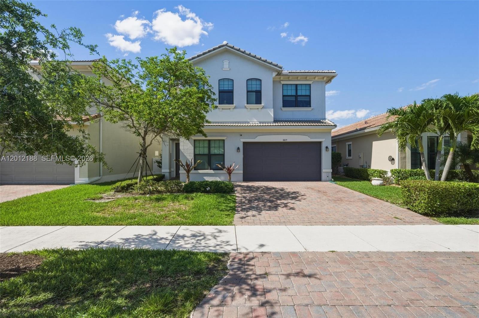 8815 NW 37th Dr, Coral Springs FL 33065