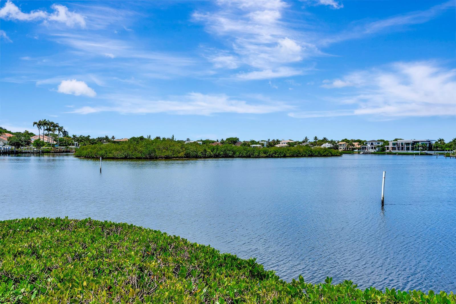 2704 Captains Way, Jupiter FL 33477 photo 3