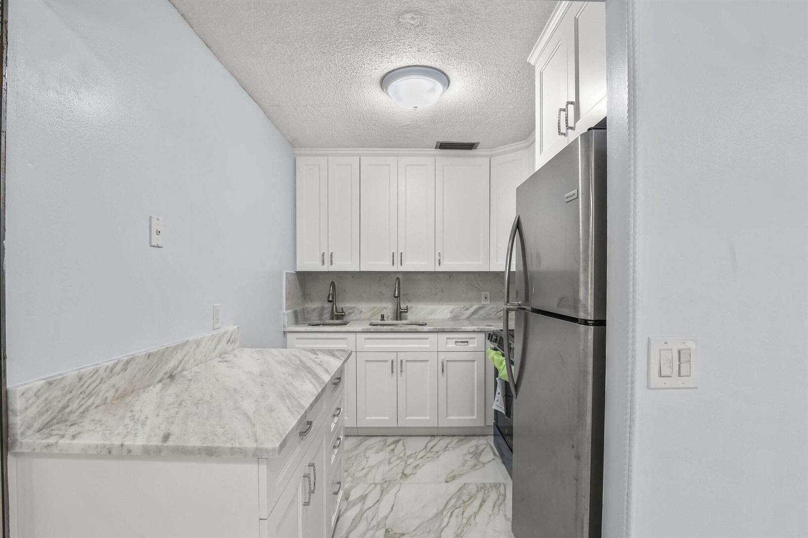 63 Hastings D, West Palm Beach FL 33417