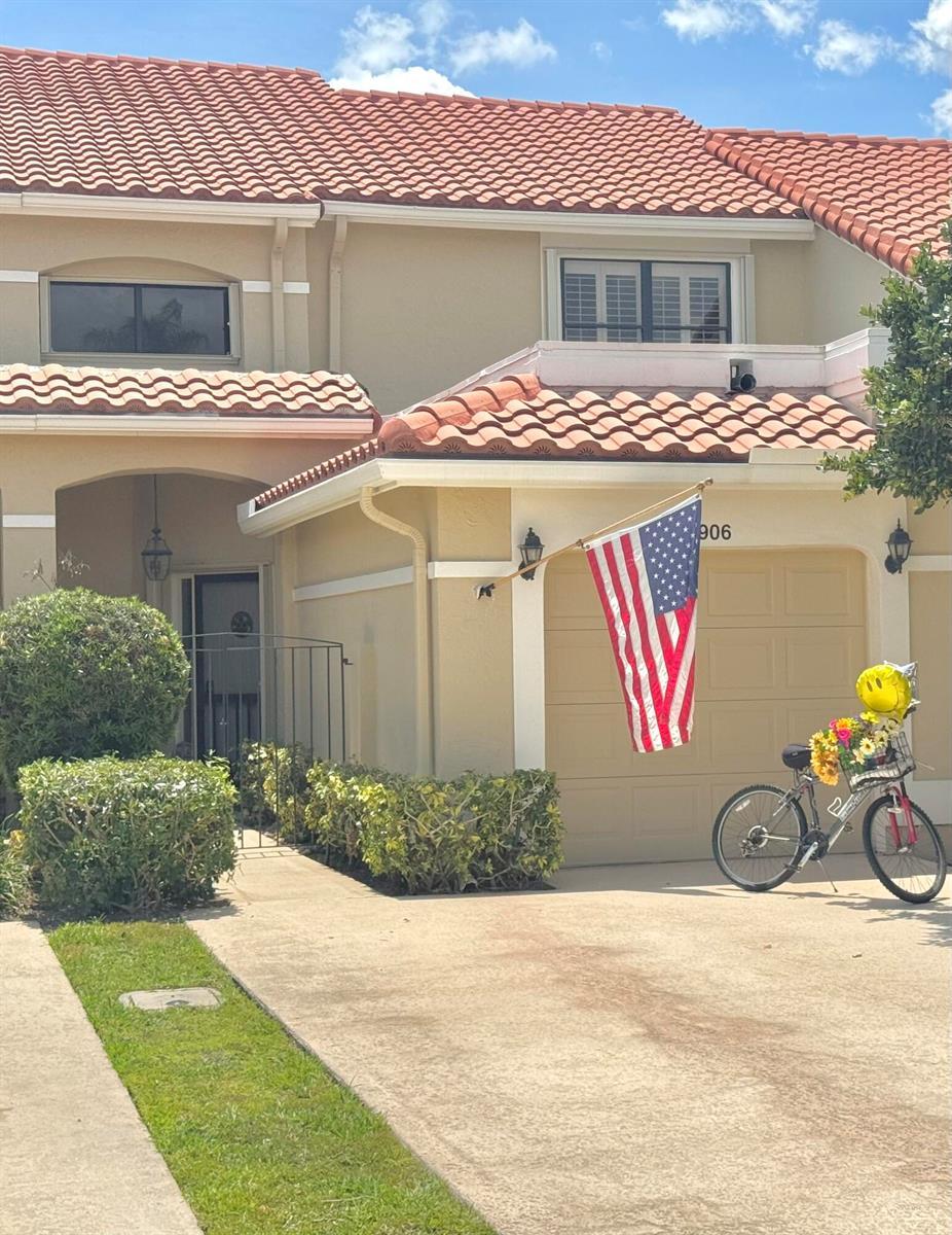 906 Windermere Way, Palm Beach Gardens FL 33418 photo 2