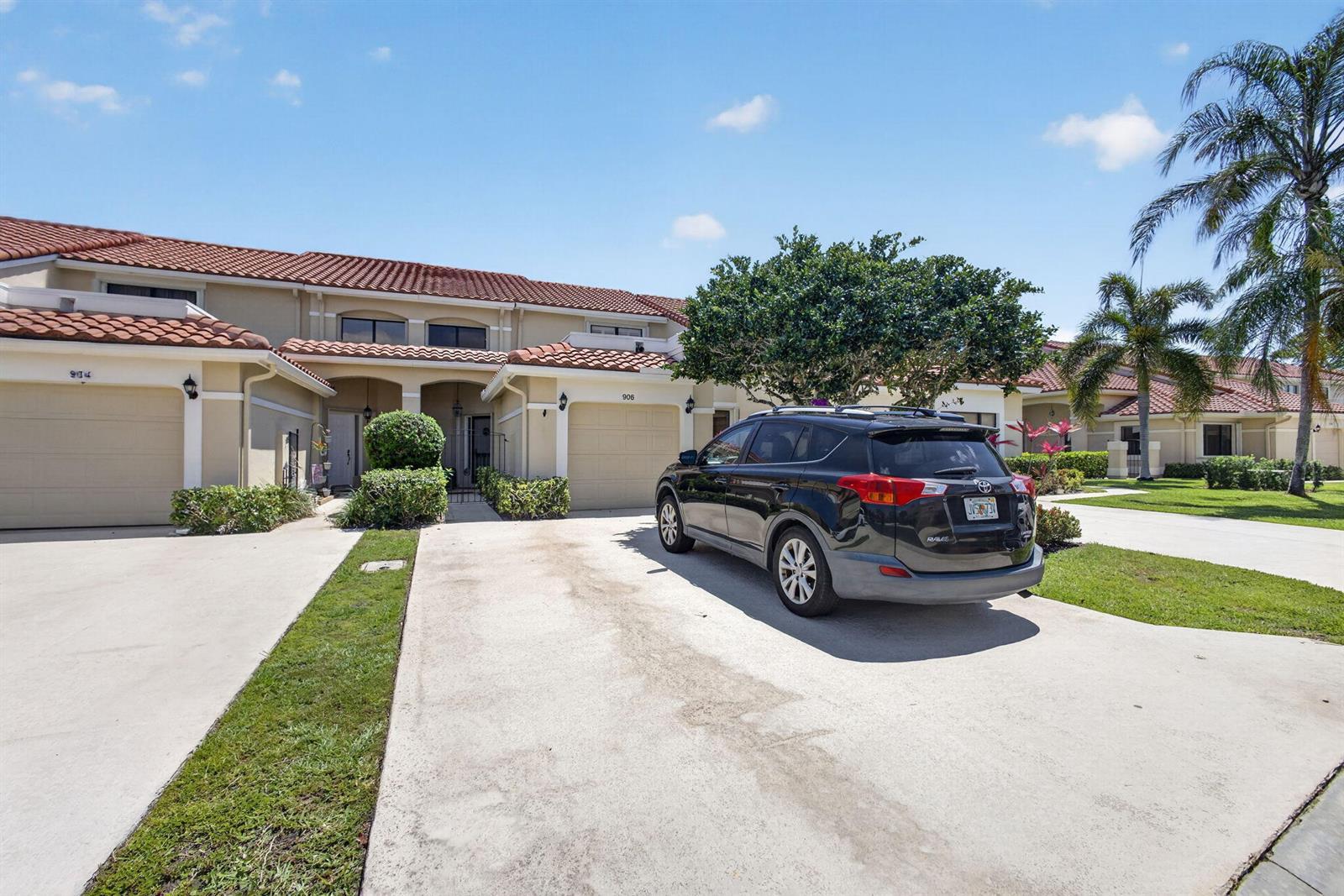 906 Windermere Way, Palm Beach Gardens FL 33418 photo 4