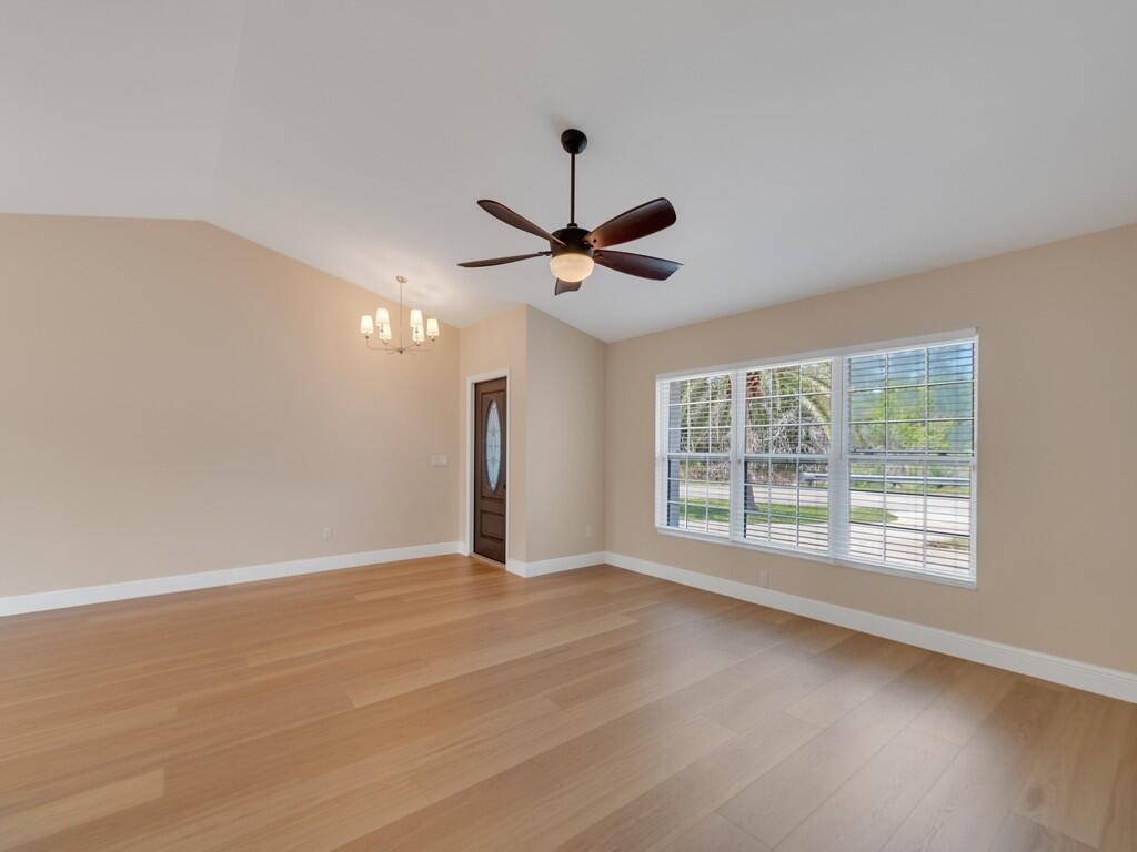 405 12th Avenue, Vero Beach FL 32962 photo 5