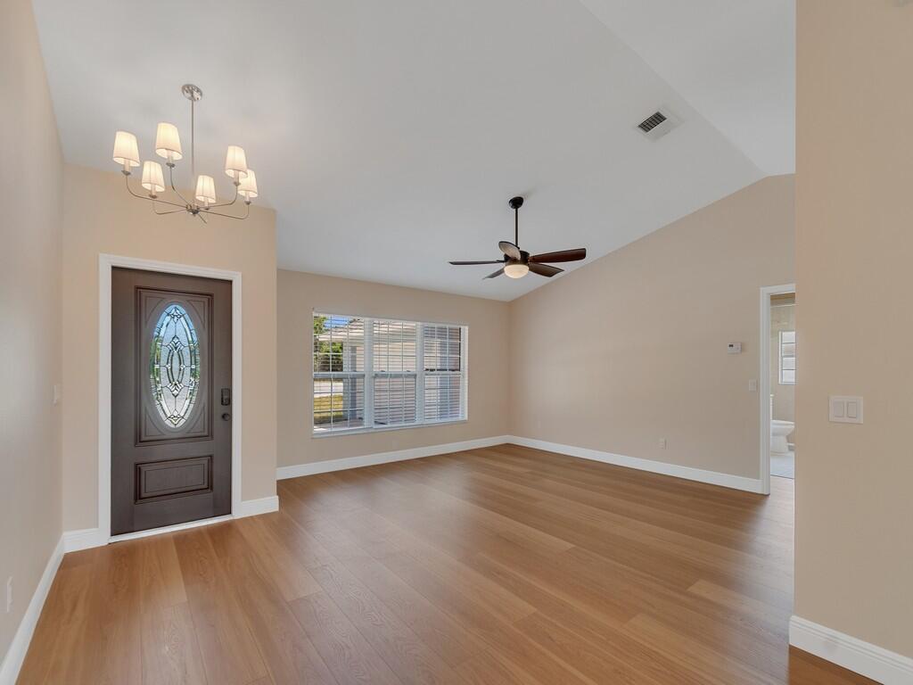 405 12th Avenue, Vero Beach FL 32962 photo 4