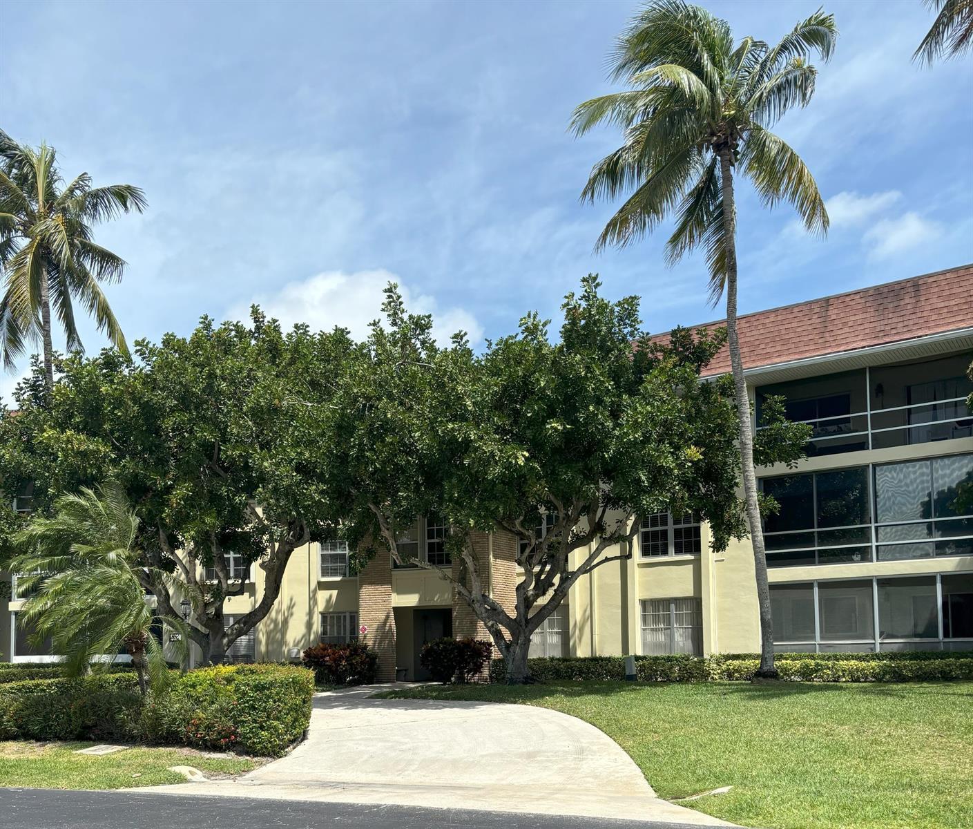 5520 Tamberlane Circle # 208, Palm Beach Gardens FL 33418