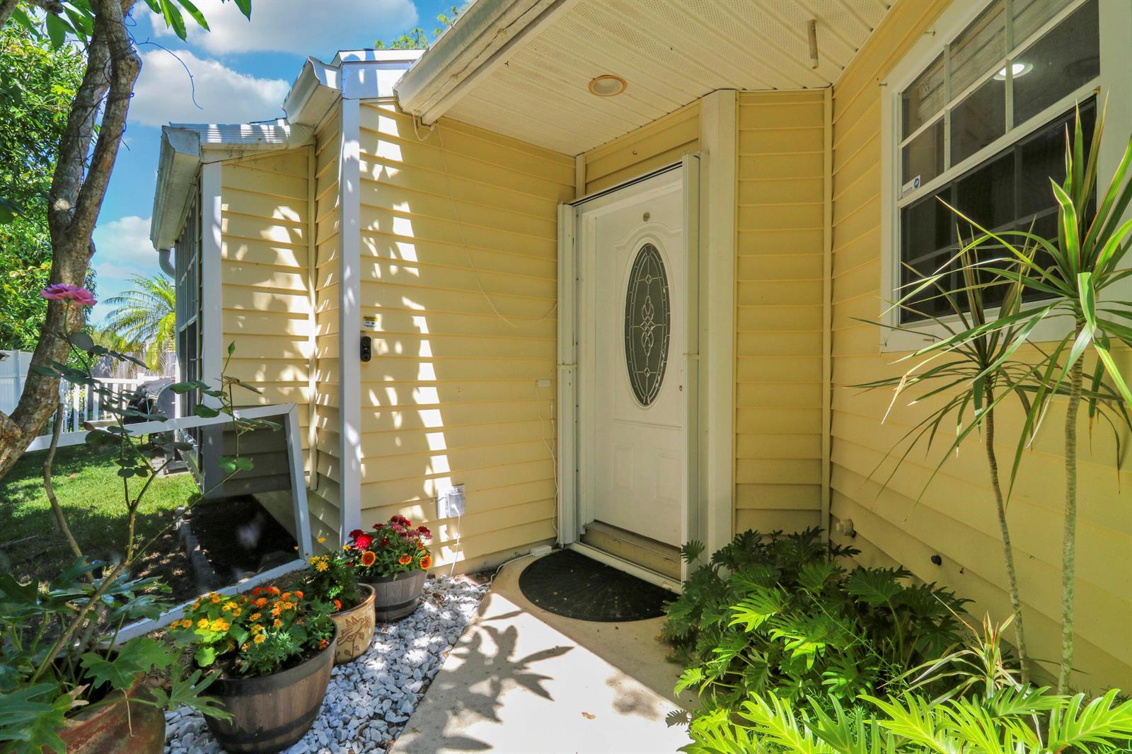 1437 Dandelion Lane, West Palm Beach FL 33415 photo 3