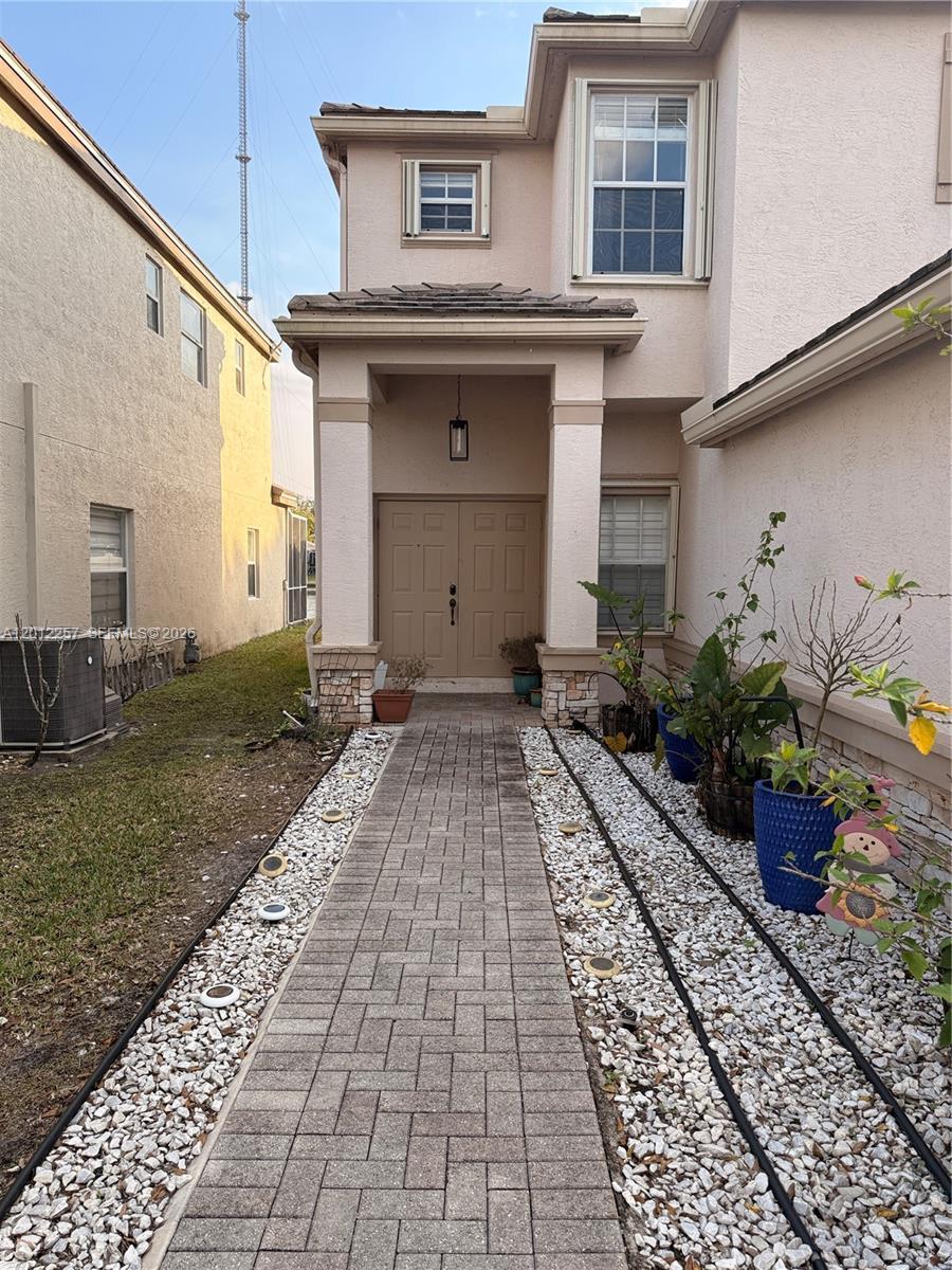 10434 White Pinto Ct, Lake Worth FL 33449 photo 2
