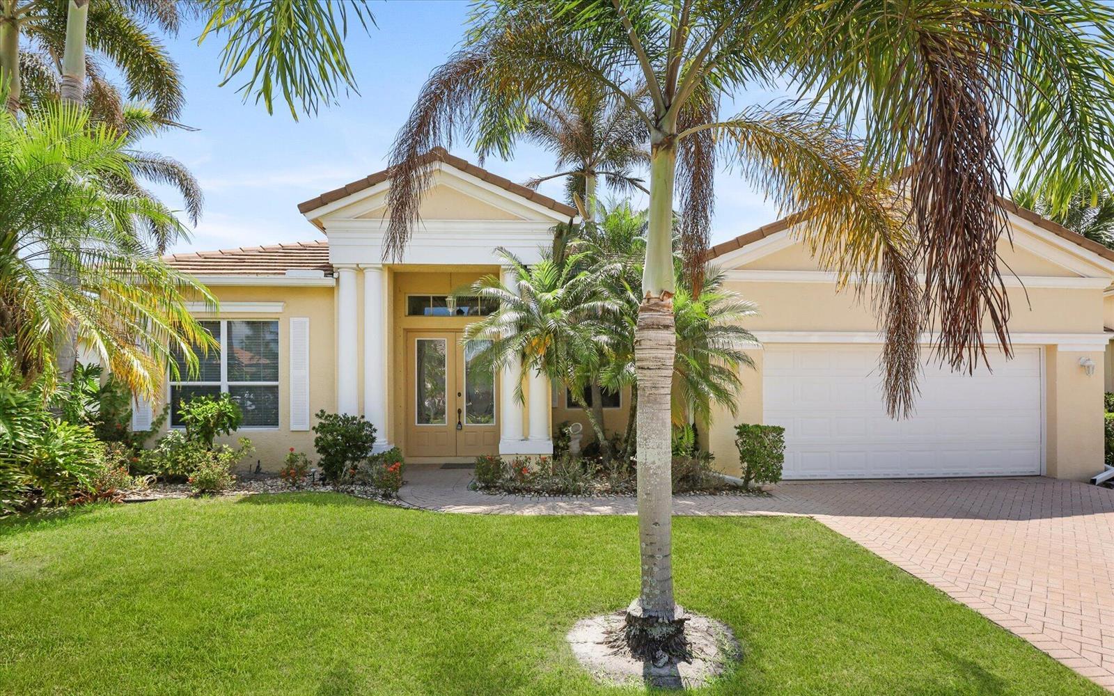 521 SW Lake Manatee Way, Port St. Lucie FL 34986