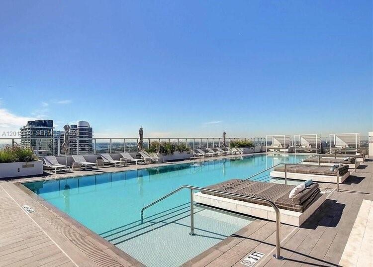 1010 Brickell Ave # 1910, Miami FL 33131 photo 2