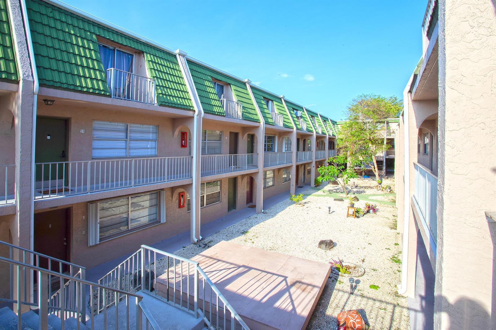 1100 SE 4th Avenue # 37, Deerfield Beach FL 33441 photo 3