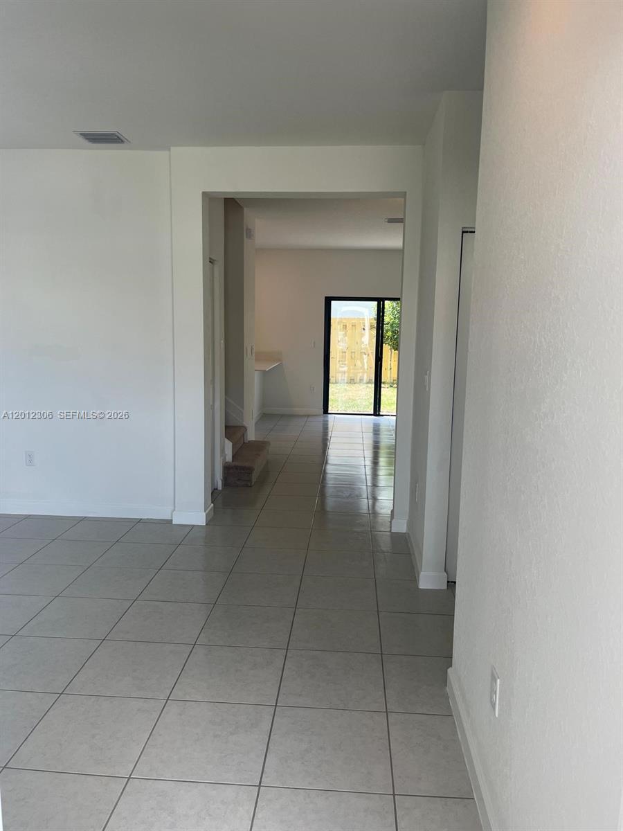 12912 SW 233rd Ter, Homestead FL 33032 photo 4
