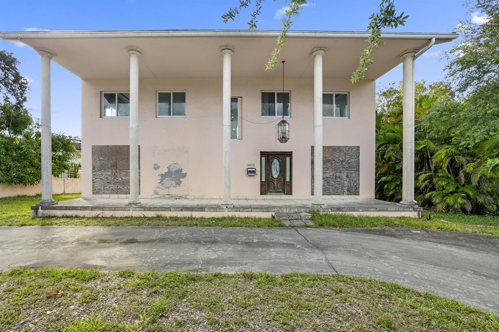 9655 Biscayne Boulevard, Miami Shores FL 33138 photo 2