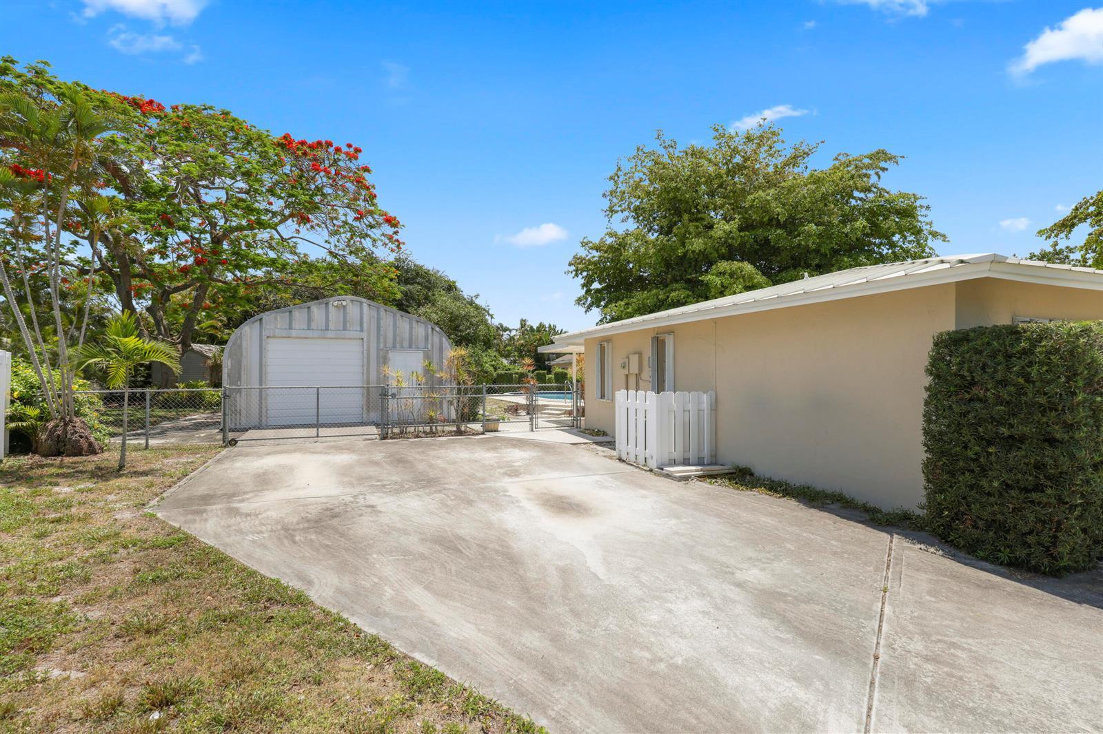 1720 SW 10th Street, Boca Raton FL 33486 photo 5