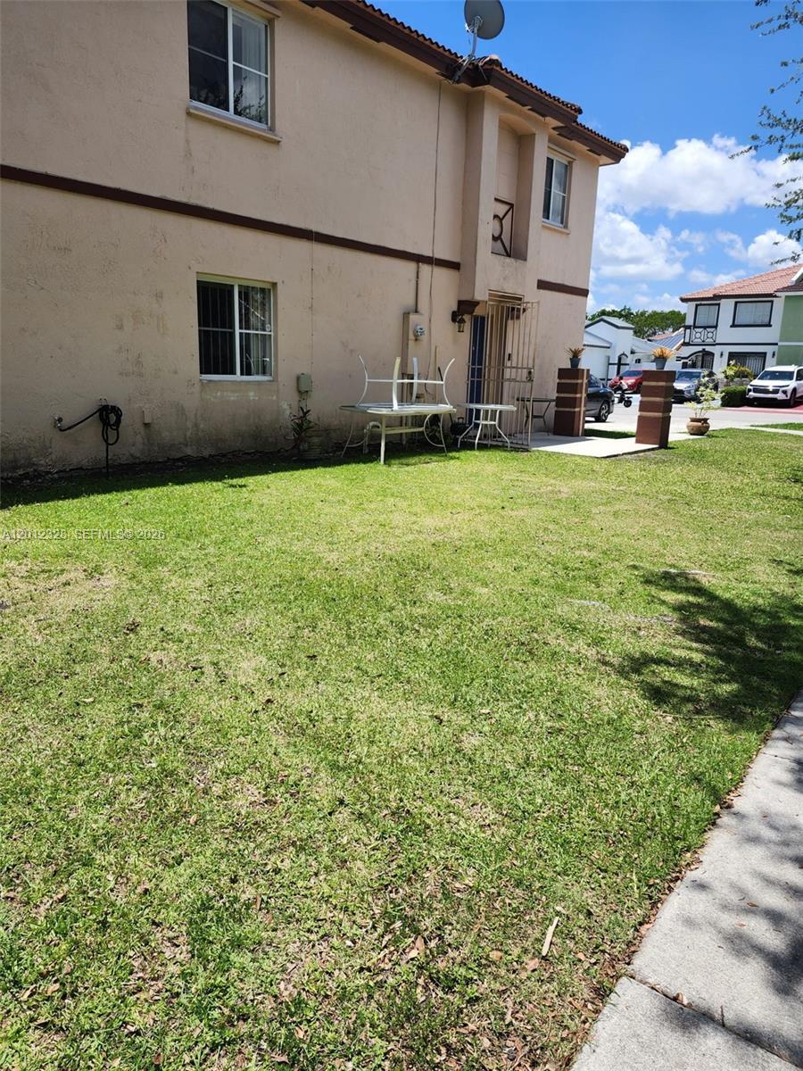 26201 SW 135th Ave, Homestead FL 33032 photo 2