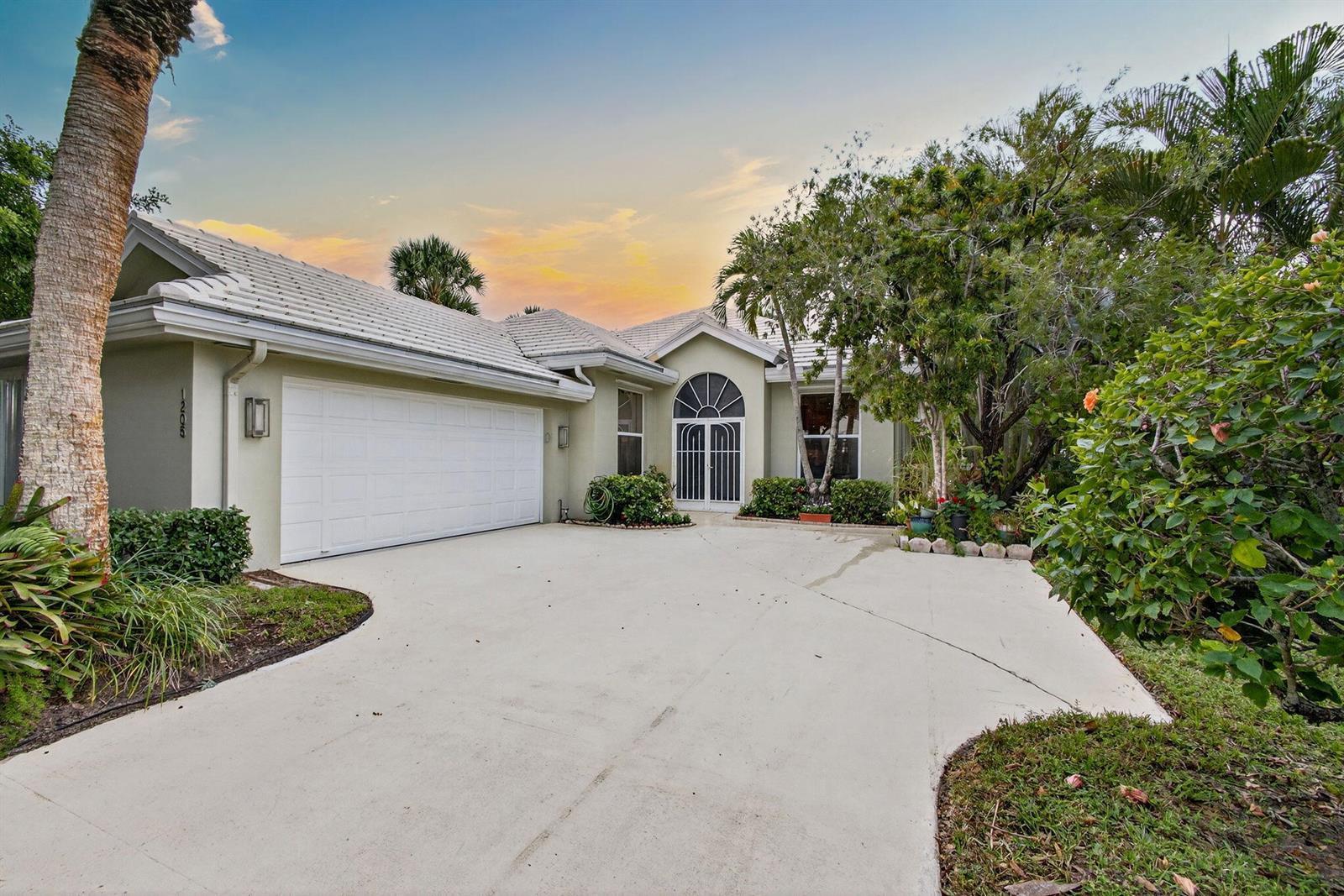 1205 Bear Island Drive, West Palm Beach FL 33409 photo 5