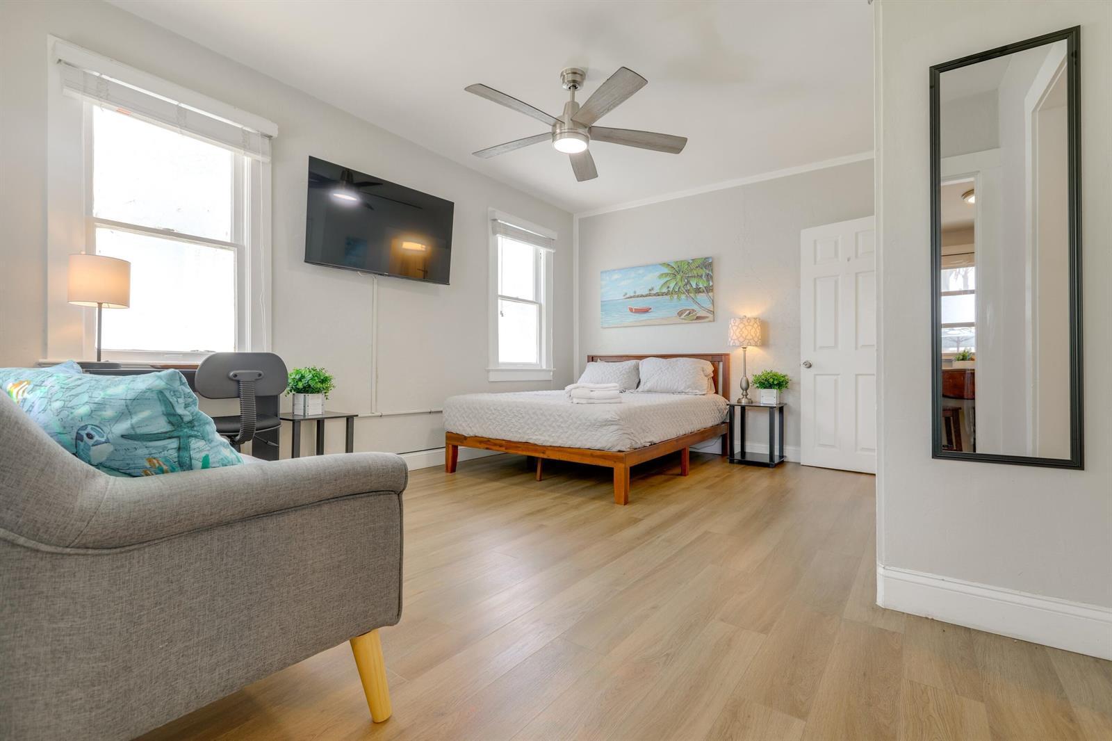 216 S M Street Unit 4, FL 33460 photo 3