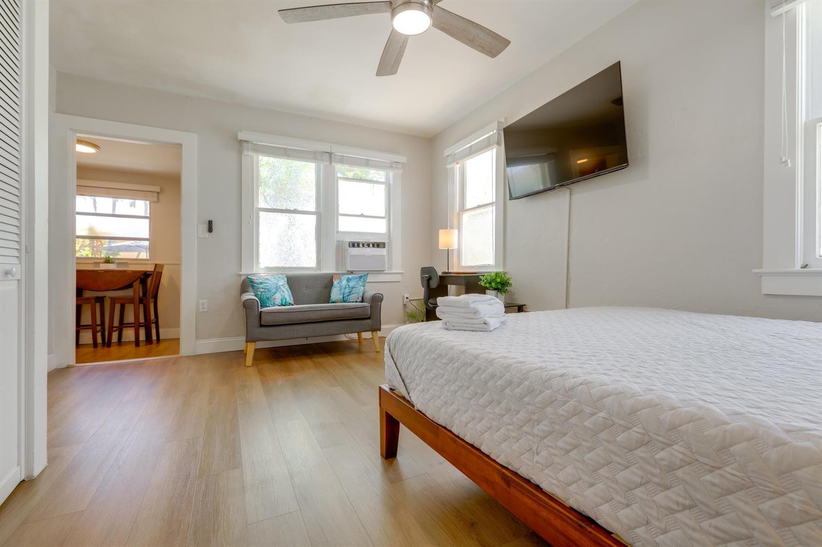 216 S M Street Unit 4, FL 33460 photo 5