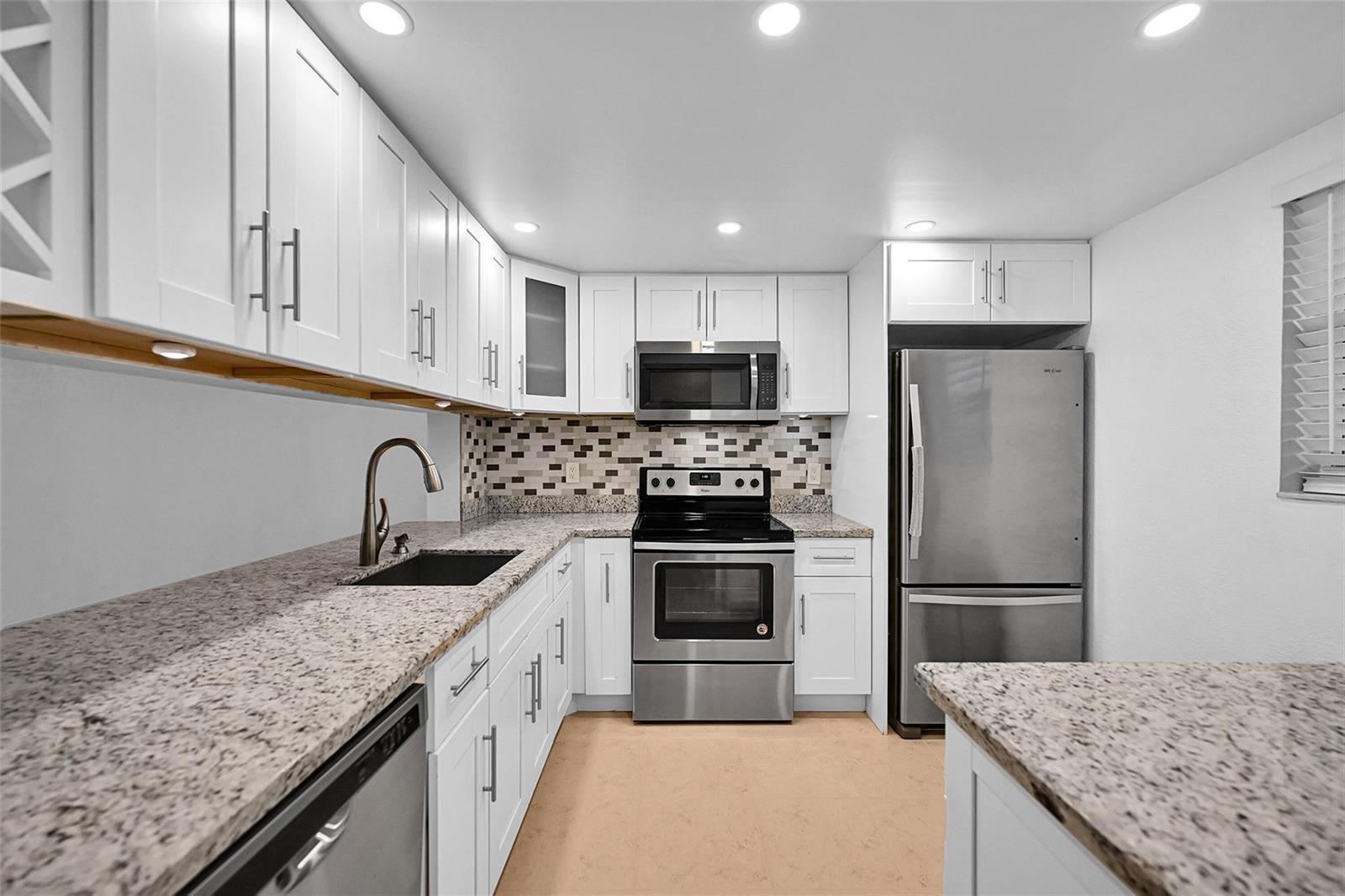 7173 Orange Drive # 215b, Davie FL 33314 photo 5