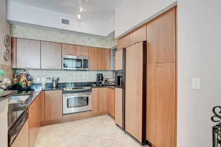 625 Casa Loma Boulevard Unit 1, Boynton Beach FL 33435 photo 4