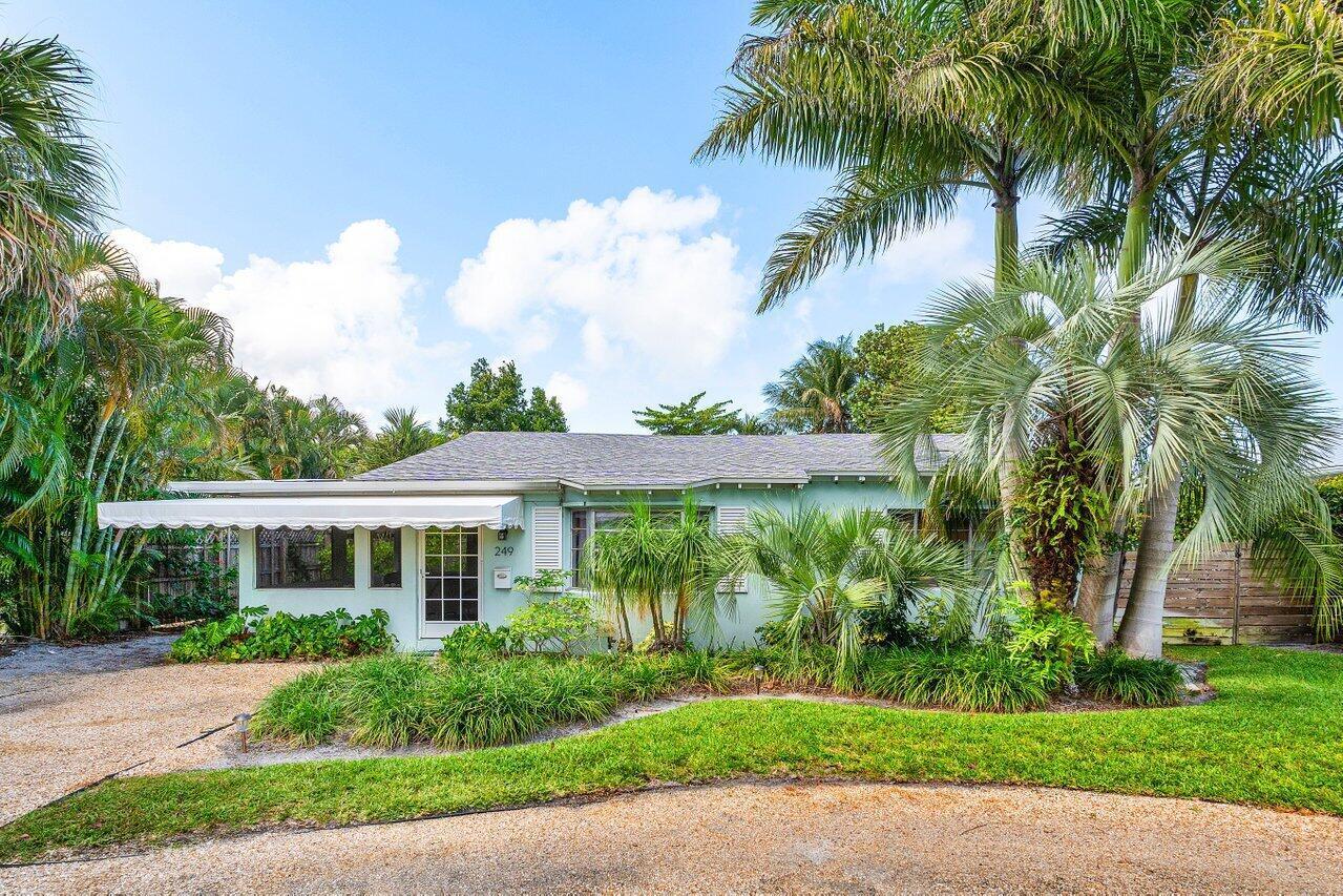 249 NE 15th Street, Delray Beach FL 33444 photo 2