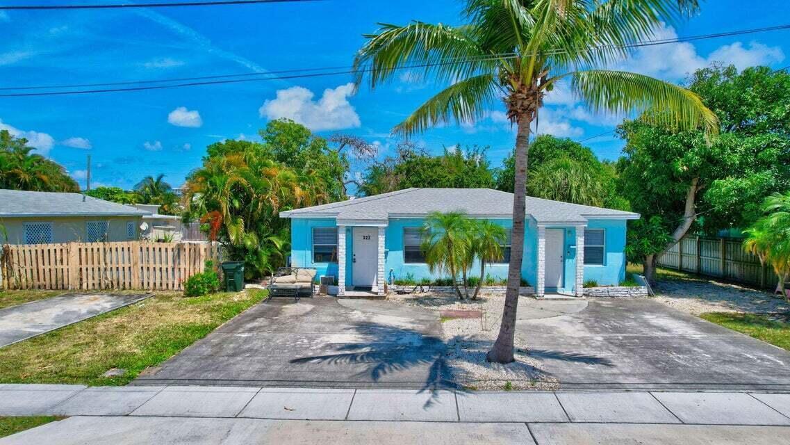 329 SE 3rd Avenue, Delray Beach FL 33483