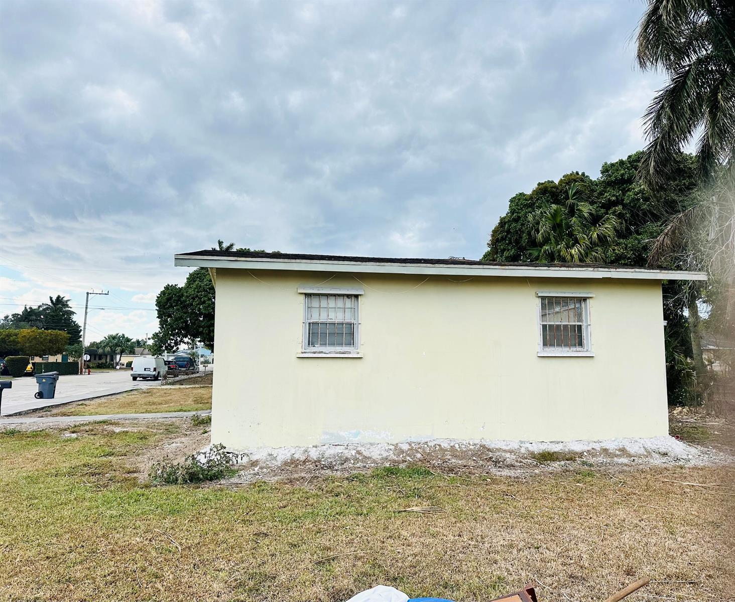 779 Barack Obama Boulevard, Pahokee FL 33476 photo 3