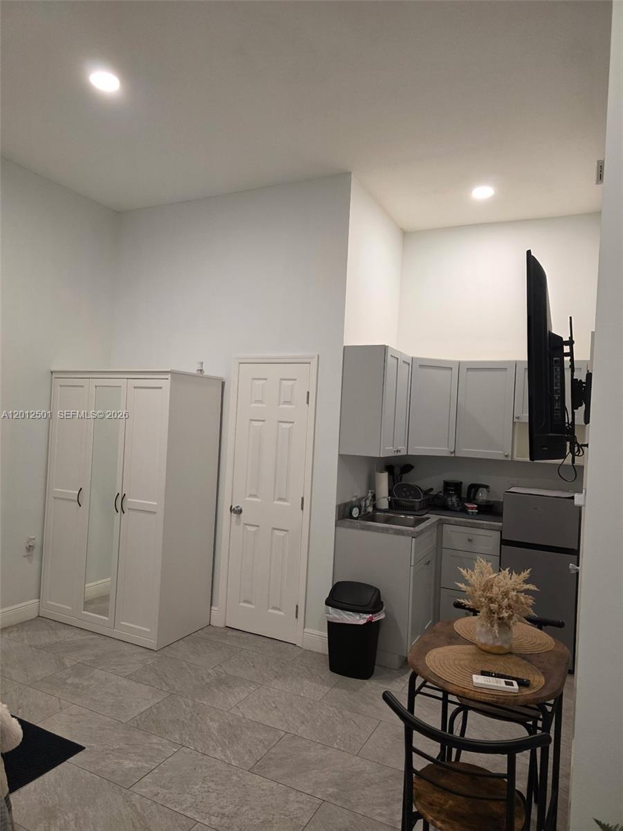 Homestead, FL 33033 photo 2