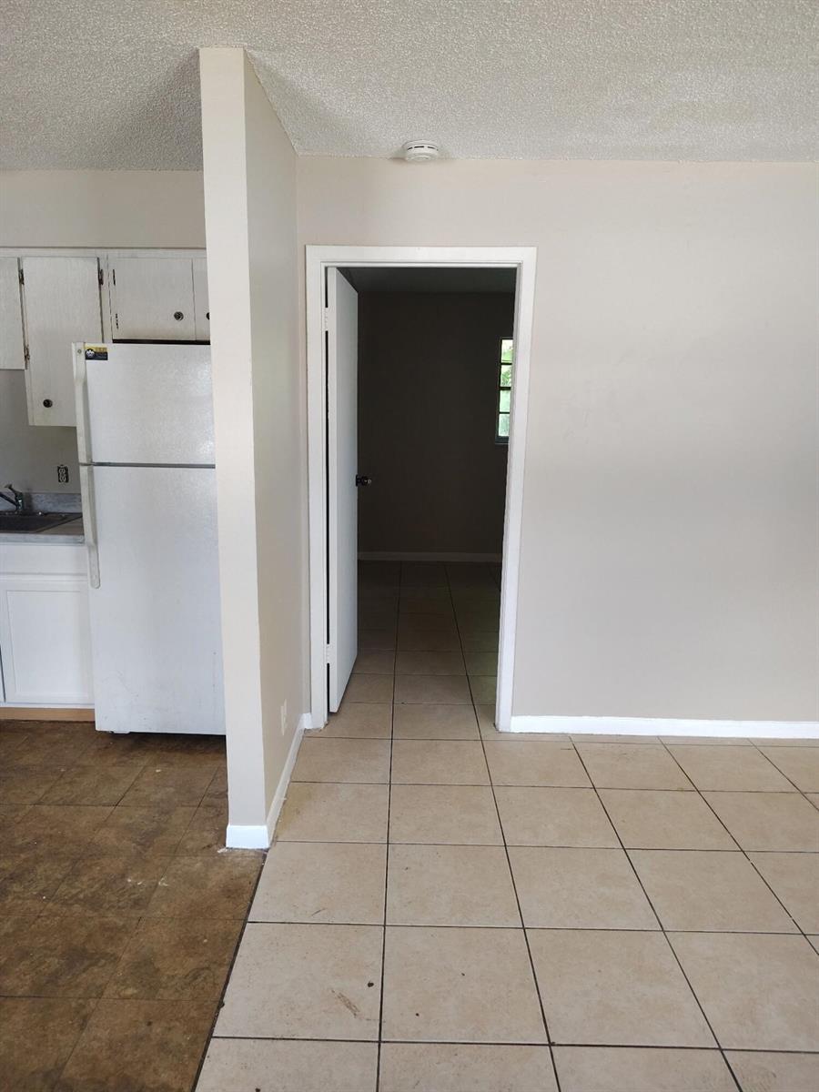3656 Coconut Road, Palm Springs FL 33461 photo 5