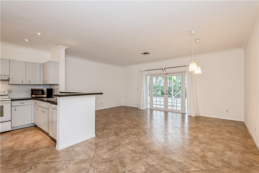 16135 Emerald Cove Road, Weston FL 33331 photo 2