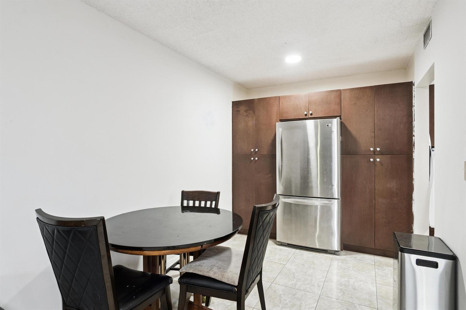 1891 N 61st Avenue # 206, Hollywood FL 33024 photo 5