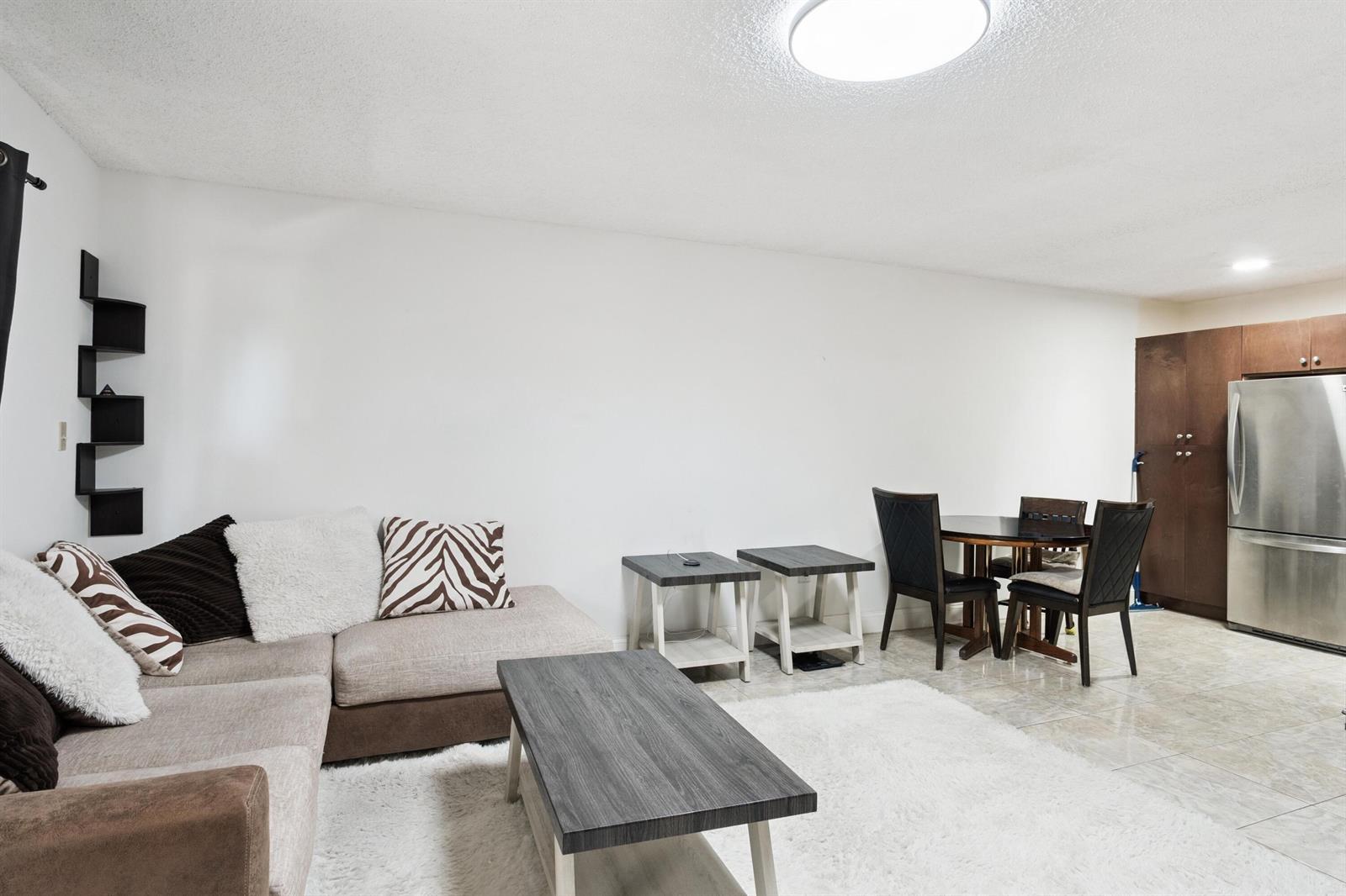 1891 N 61st Avenue # 206, Hollywood FL 33024 photo 4