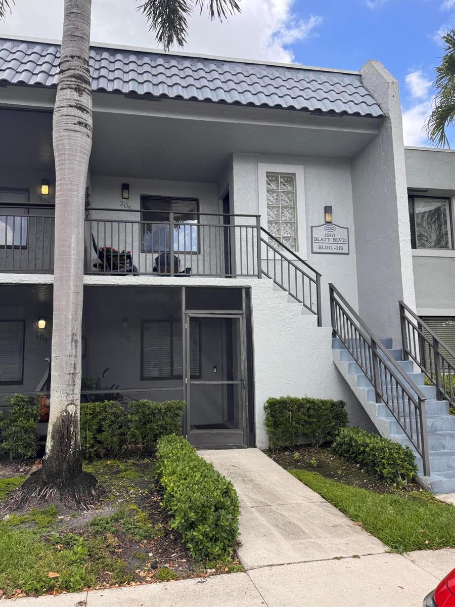 16571 Blatt Boulevard # 105, Weston FL 33326