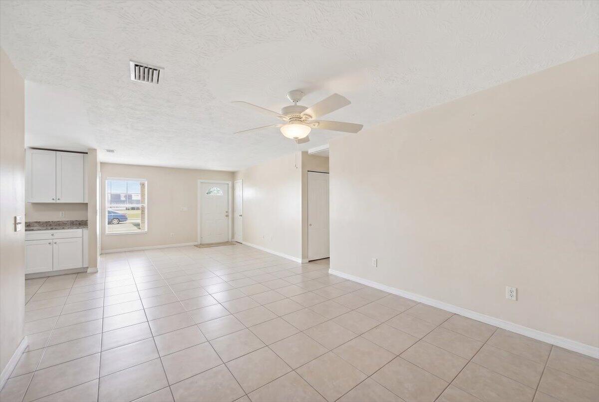 667 SE Faith Terrace, Port St. Lucie FL 34983 photo 5