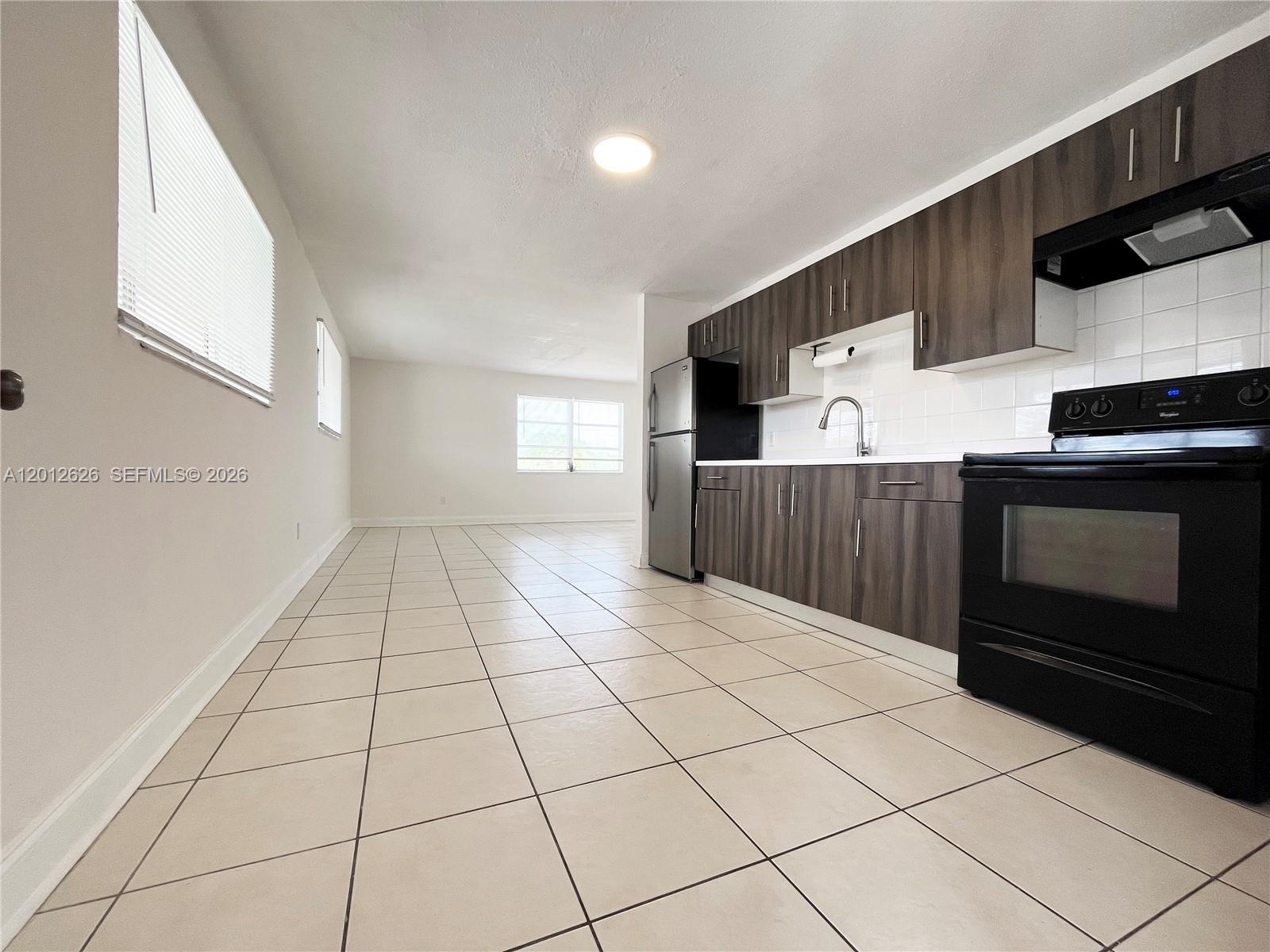 1610 N 25th St # 10, Fort Pierce FL 34947 photo 2
