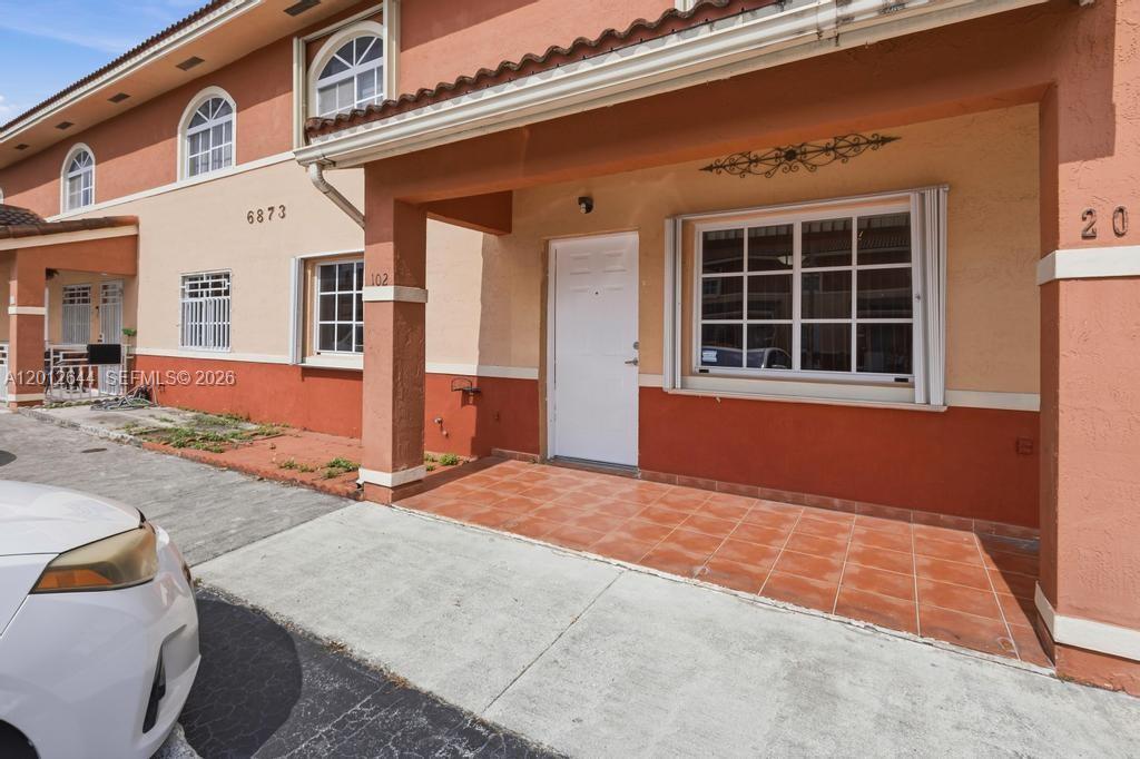 6873 W 36th Ave # 102, Hialeah FL 33018