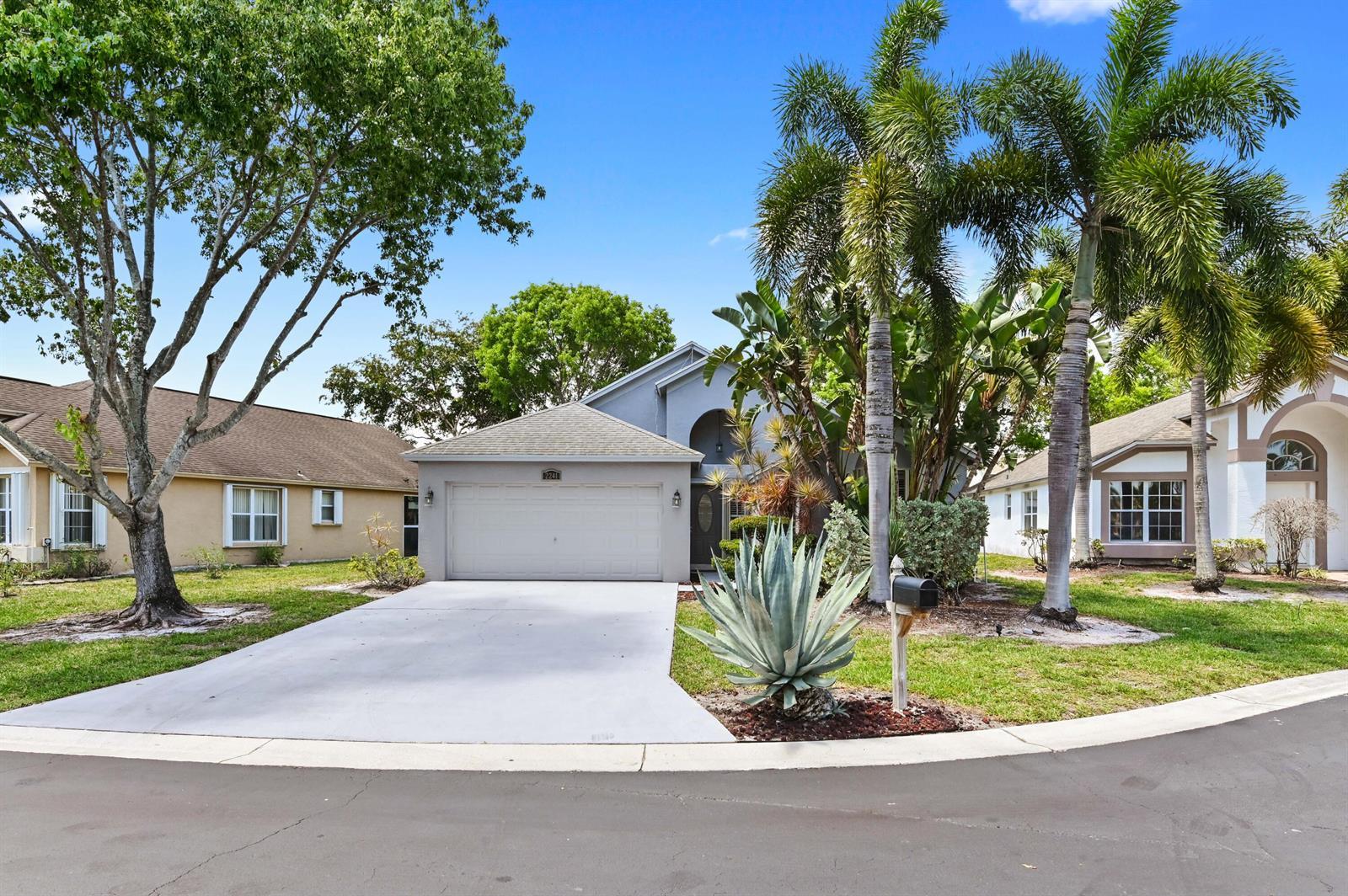 2241 Soundings Court, FL 33413