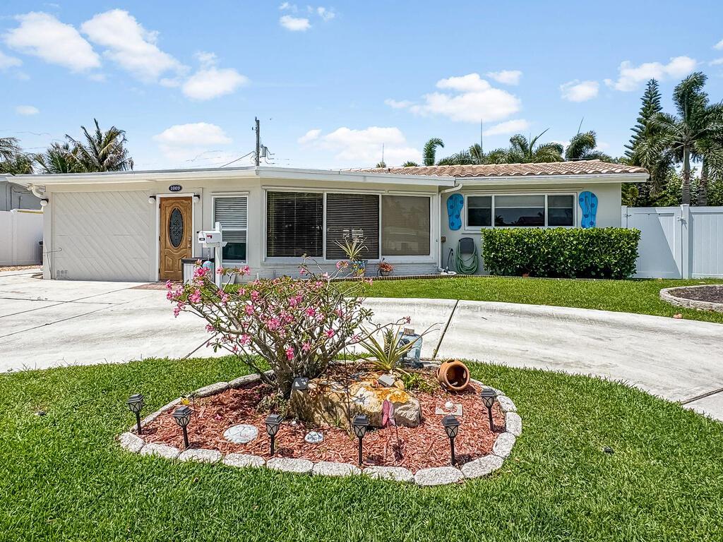 1009 SE 15th Street, Deerfield Beach FL 33441