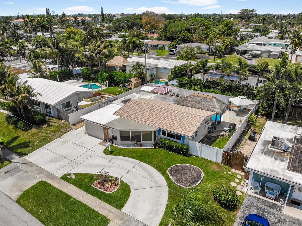 1009 SE 15th Street, Deerfield Beach FL 33441 photo 4