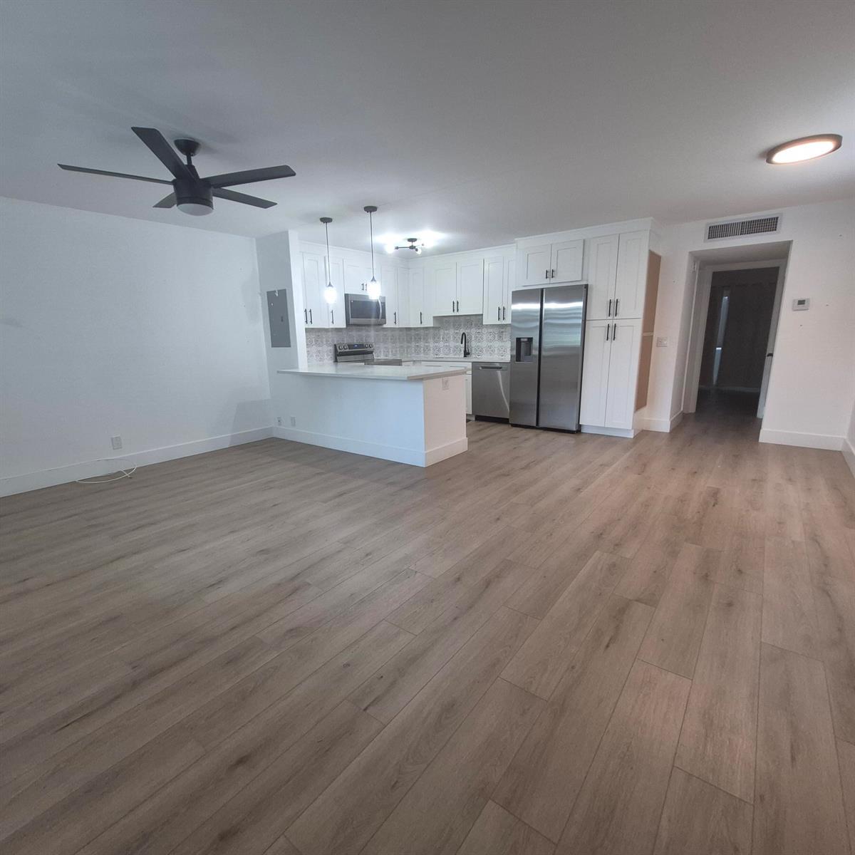 538 Flanders L, Delray Beach FL 33484 photo 3