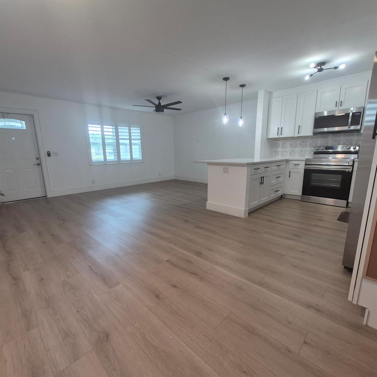 538 Flanders L, Delray Beach FL 33484 photo 4