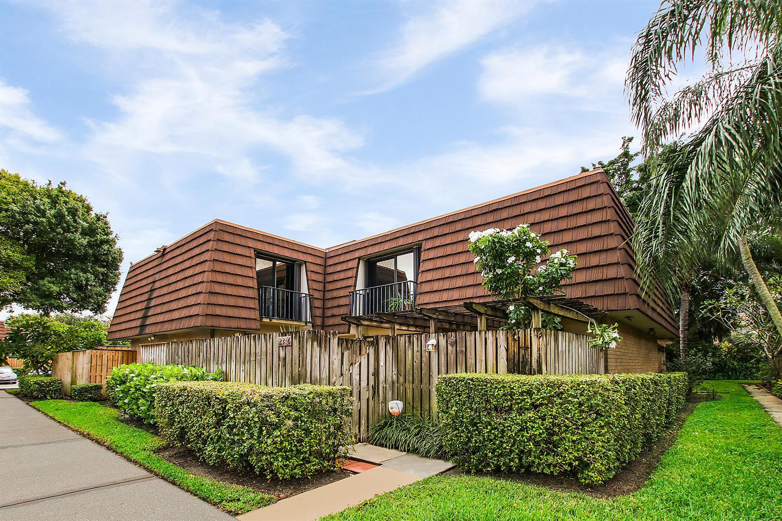 2316 23rd Lane, Palm Beach Gardens FL 33418 photo 3