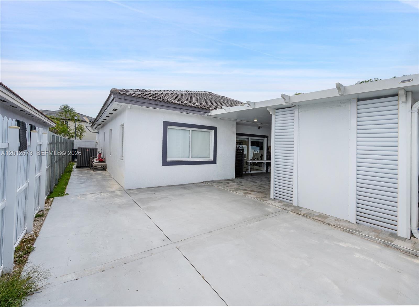 22560 SW 103rd Ave, Cutler Bay FL 33190 photo 4