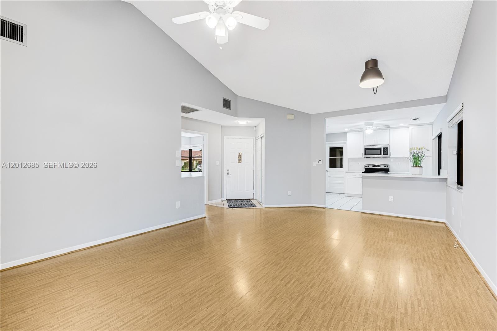 11301 SW 4th ST, Pembroke Pines FL 33025 photo 2