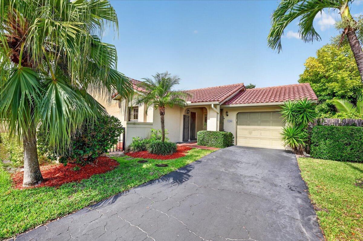1235 NW 21st Terrace, Delray Beach FL 33445 photo 3