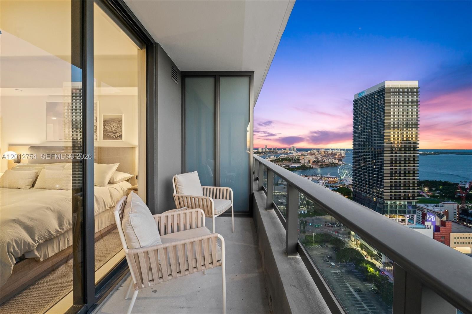 601 NE 1st Ave # 3210, Miami FL 33132 photo 2